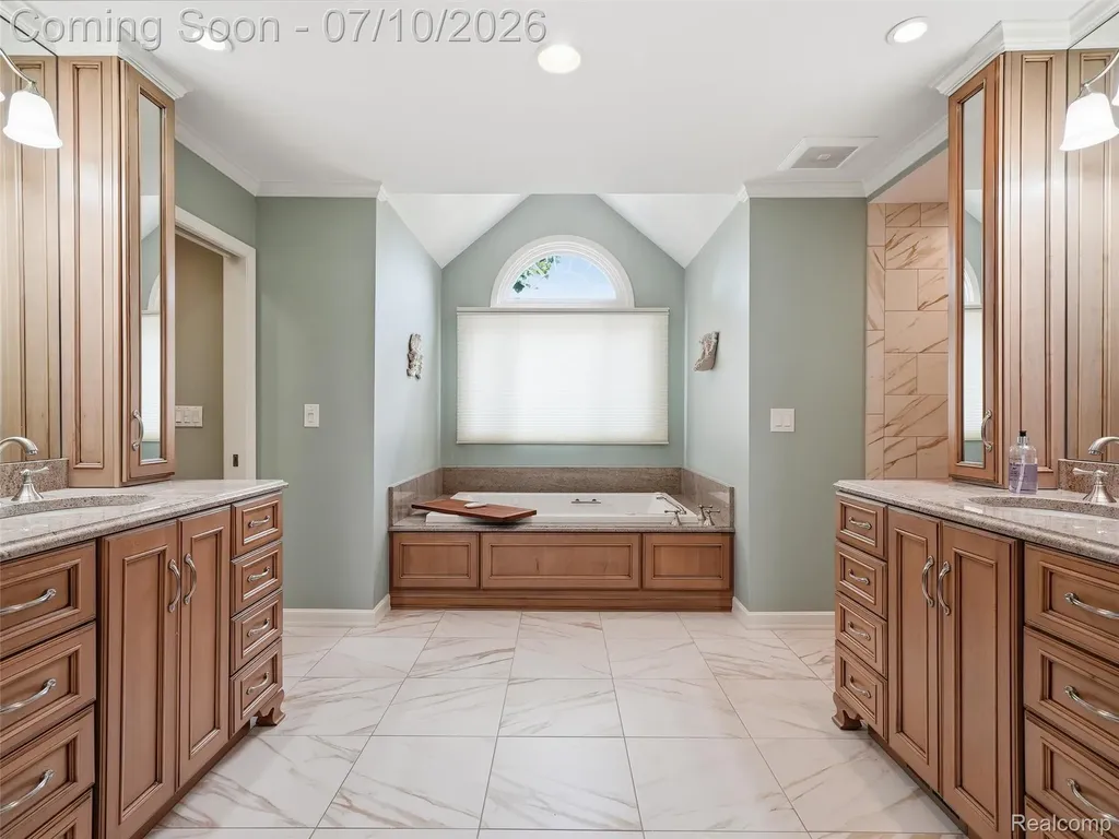 45698 Primrose Court Plymouth Charter Township MI 48170