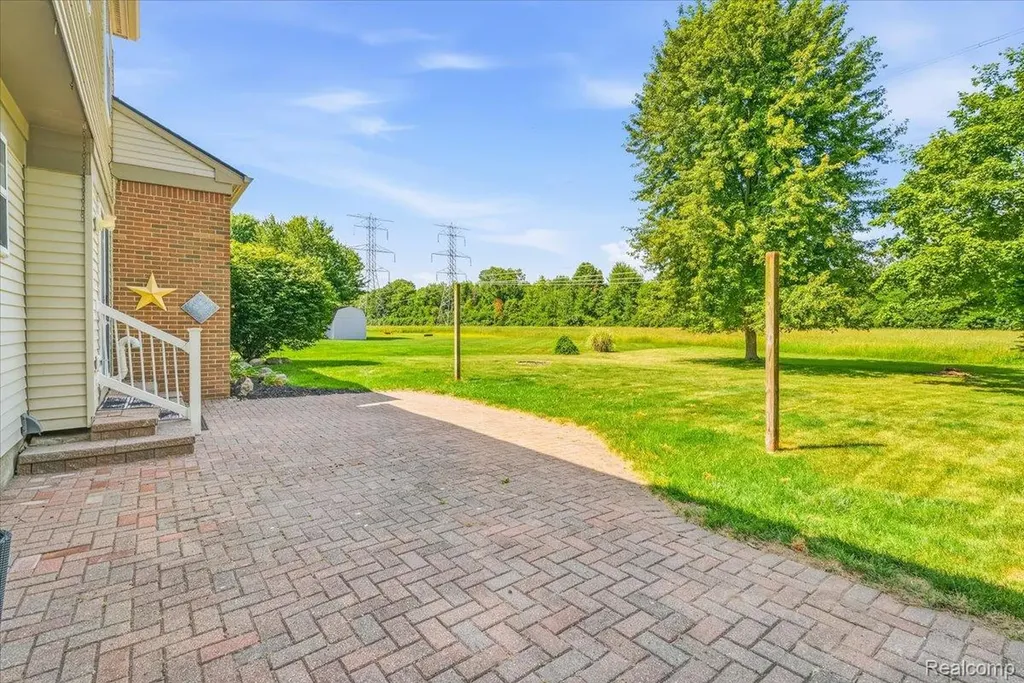 14642 Wildbrook Drive Van Buren Charter Township MI 48111