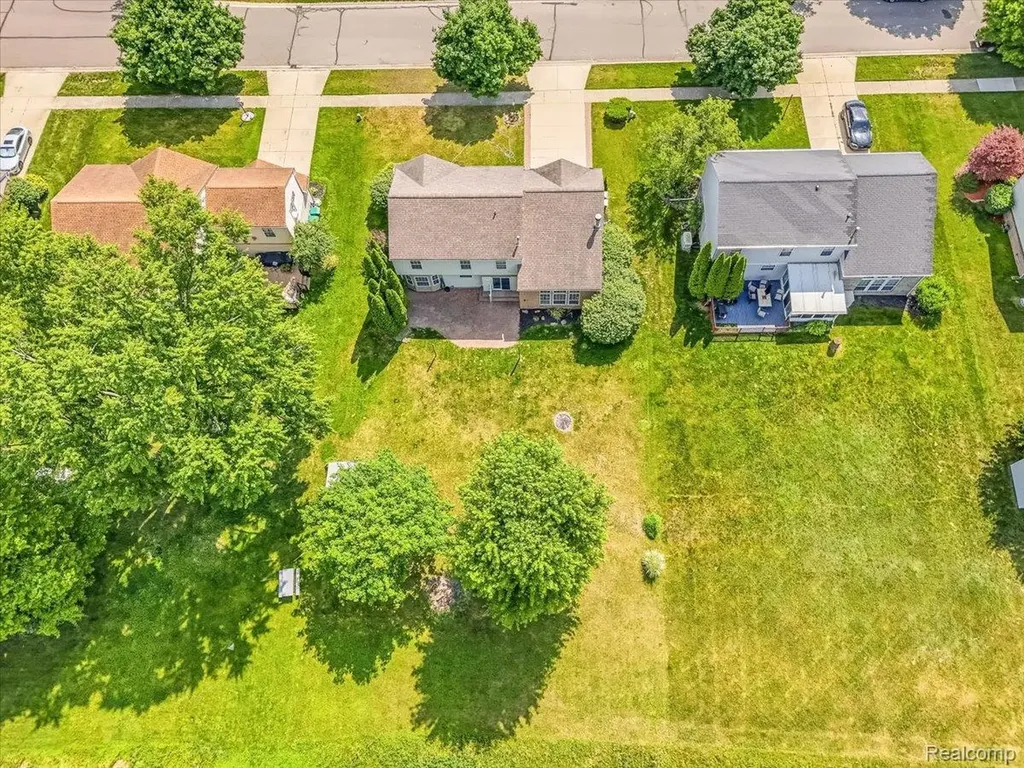 14642 Wildbrook Drive Van Buren Charter Township MI 48111