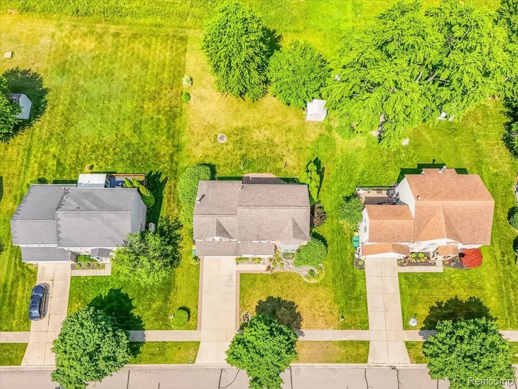 14642 Wildbrook Drive Van Buren Charter Township MI 48111