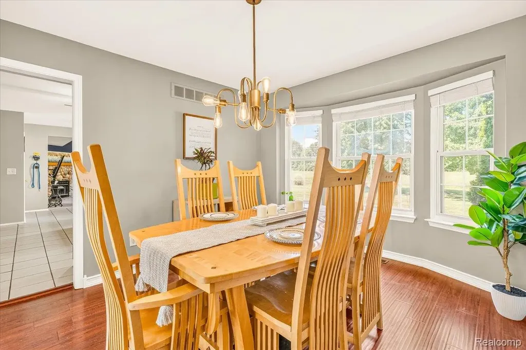 14642 Wildbrook Drive Van Buren Charter Township MI 48111
