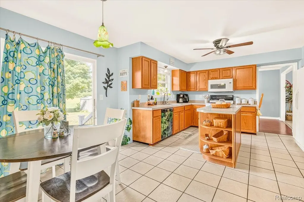 14642 Wildbrook Drive Van Buren Charter Township MI 48111