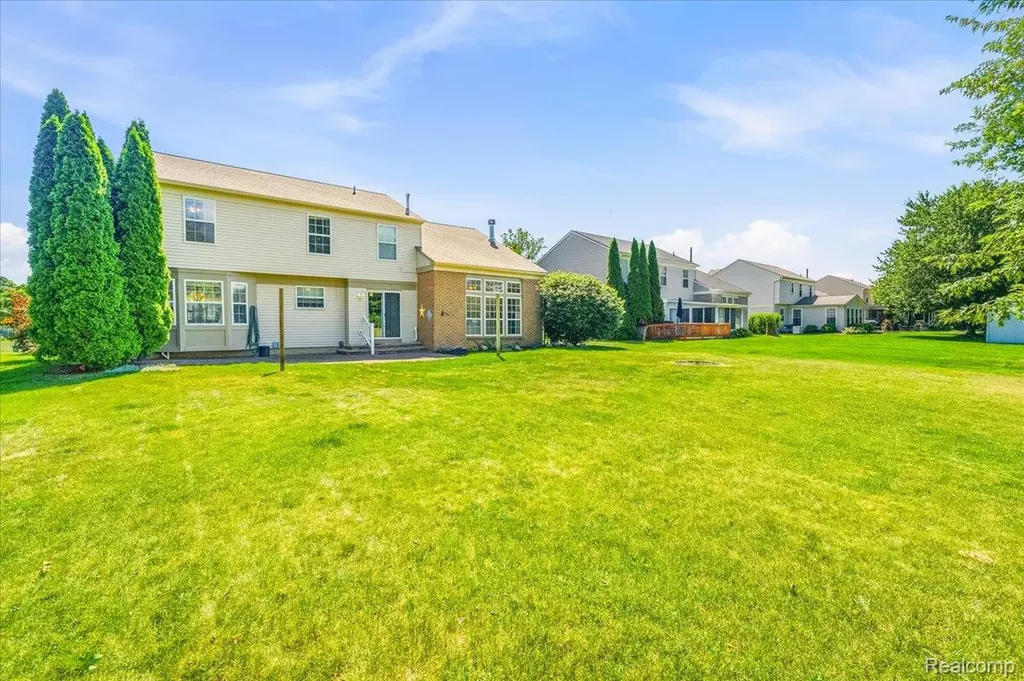 14642 Wildbrook Drive Van Buren Charter Township MI 48111