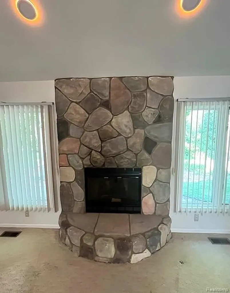 45926 Riverview Court Macomb Township MI 48044