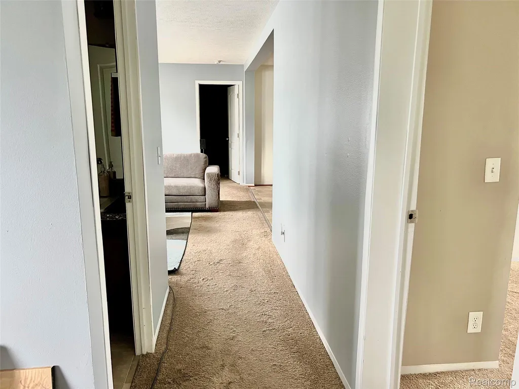17096 Detroiter Avenue Springfield Charter Township MI 48350