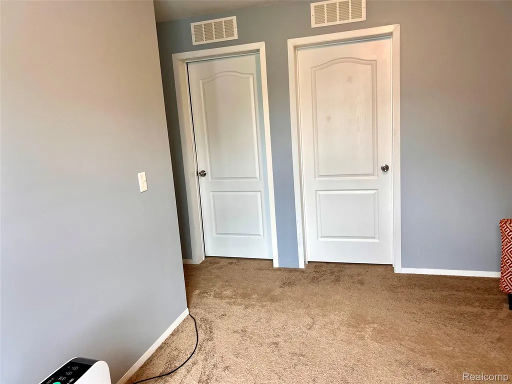 17096 Detroiter Avenue Springfield Charter Township MI 48350