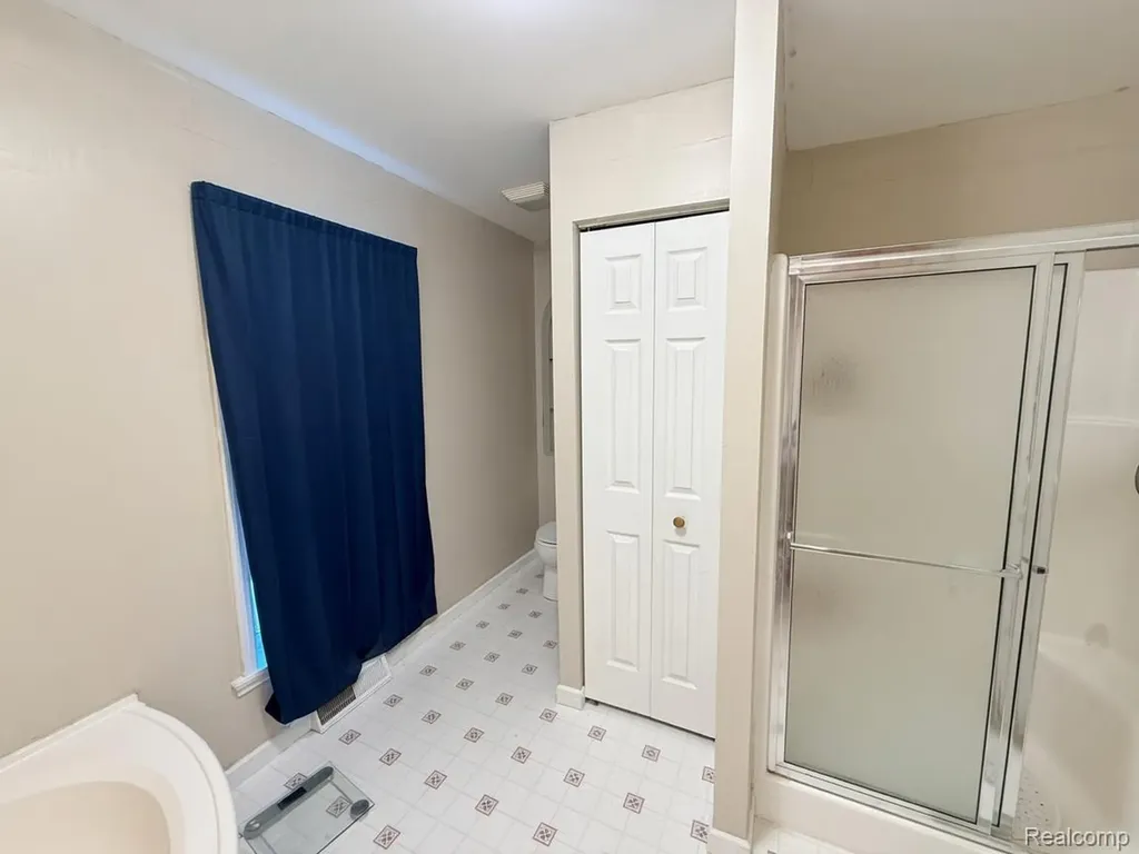 8205 Harrow Court Northfield Township MI 48167