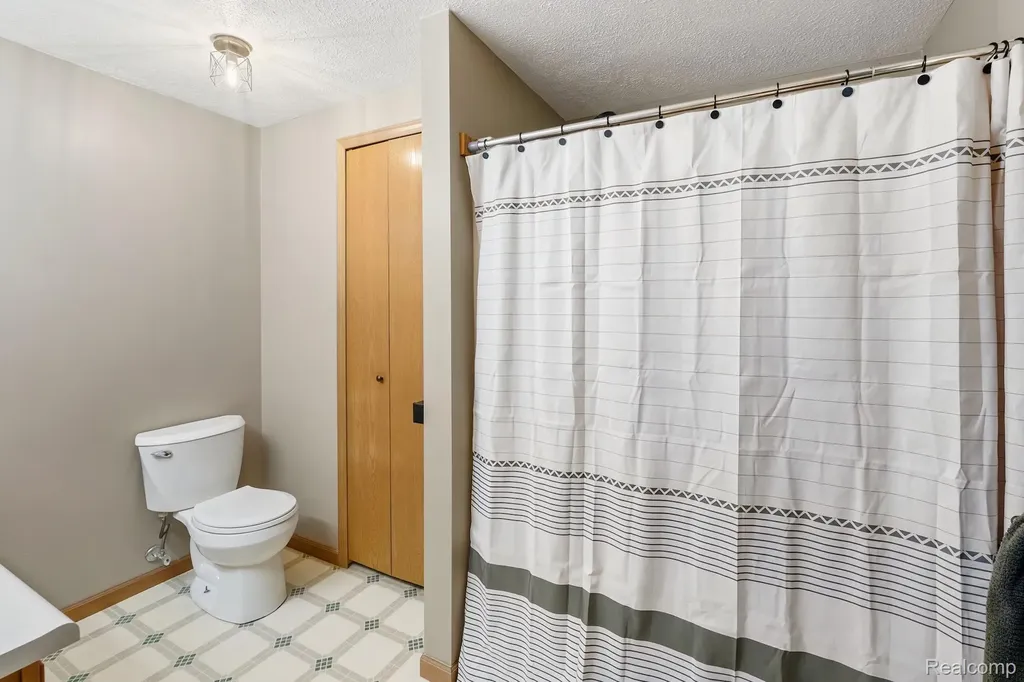 5891 Campbell Corners Drive Oceola Township MI 48855