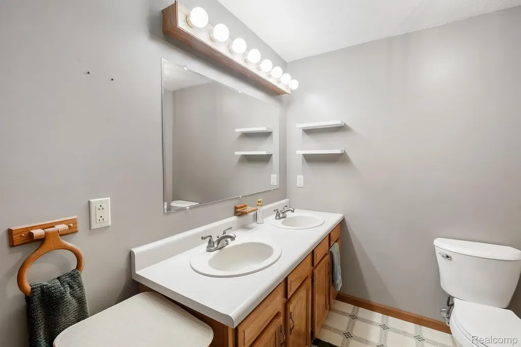 5891 Campbell Corners Drive Oceola Township MI 48855