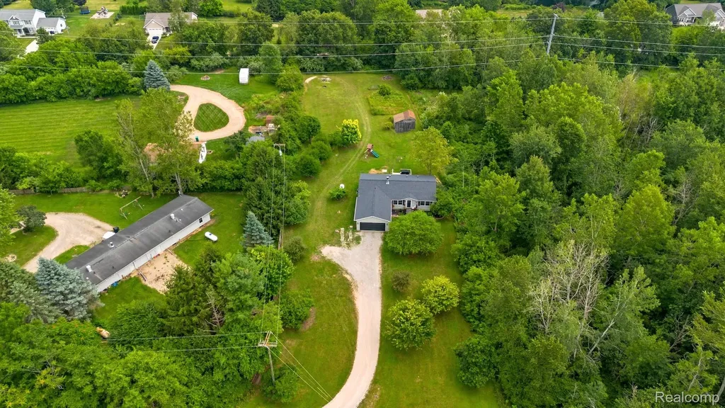 5891 Campbell Corners Drive Oceola Township MI 48855
