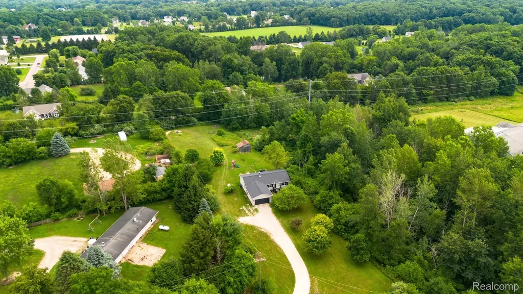5891 Campbell Corners Drive Oceola Township MI 48855