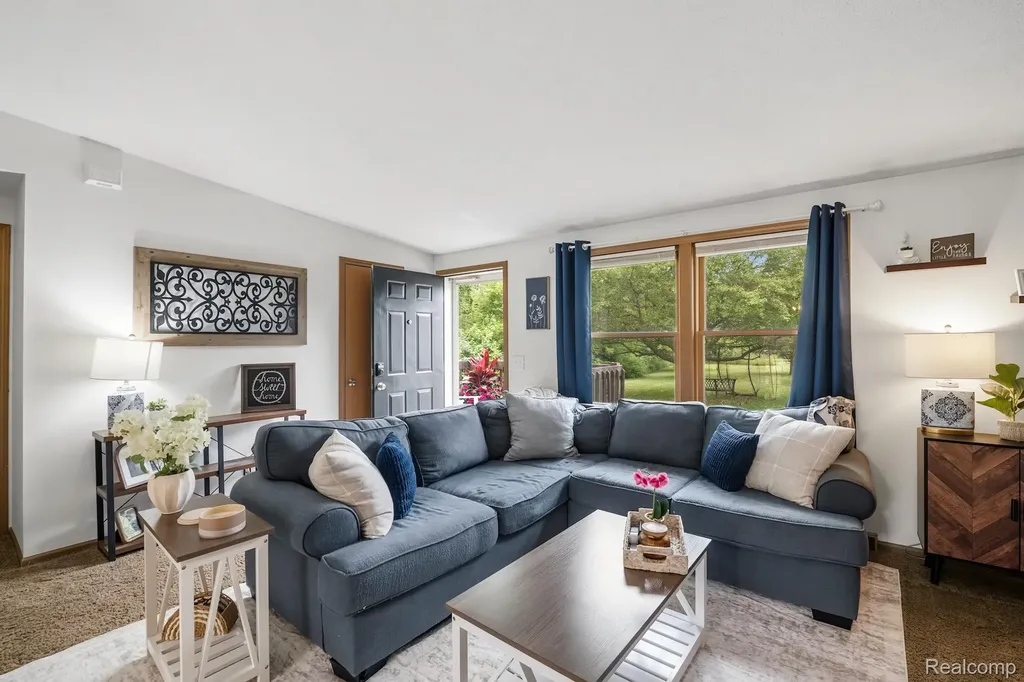 5891 Campbell Corners Drive Oceola Township MI 48855