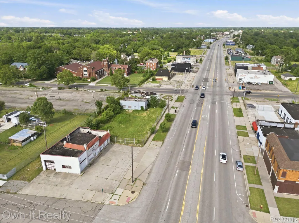 12901 Mack Avenue Detroit City MI 48215