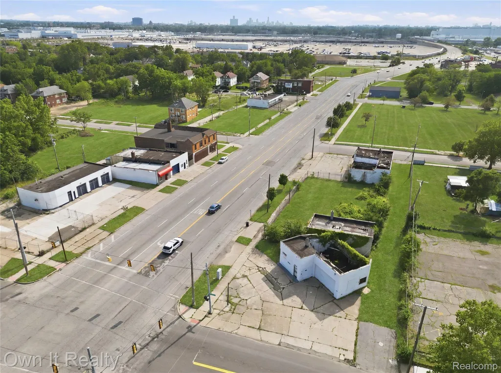 12901 Mack Avenue Detroit City MI 48215