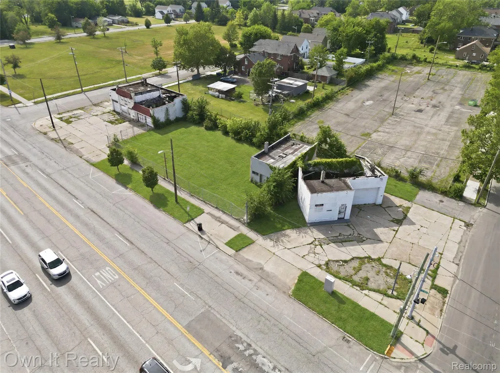 12901 Mack Avenue Detroit City MI 48215