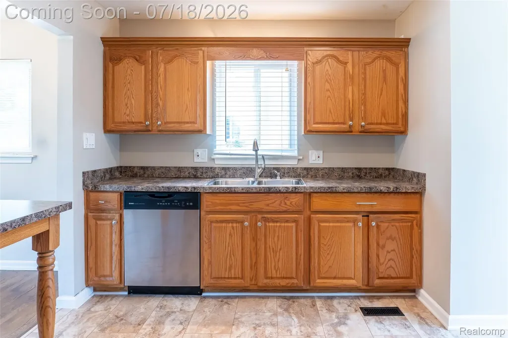 32017 Bertram Drive Westland City MI 48185