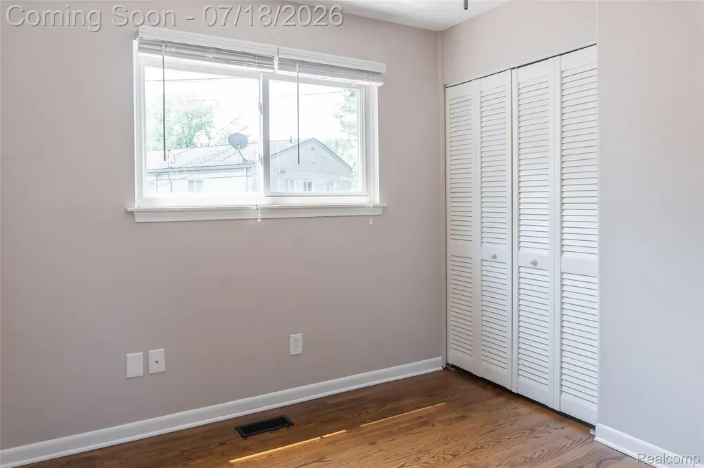 32017 Bertram Drive Westland City MI 48185