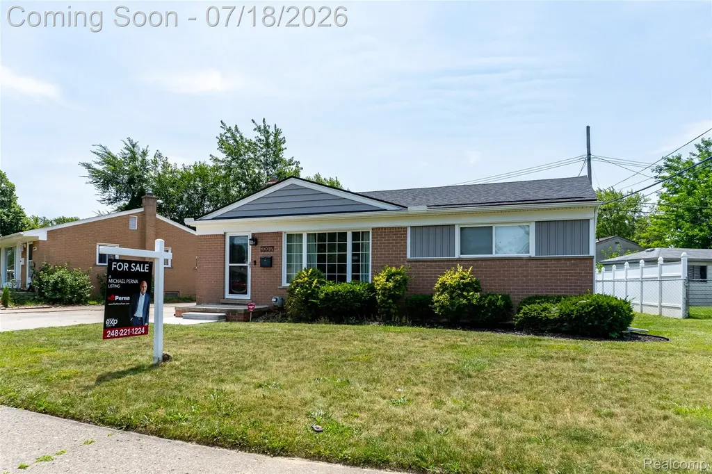 32017 Bertram Drive Westland City MI 48185