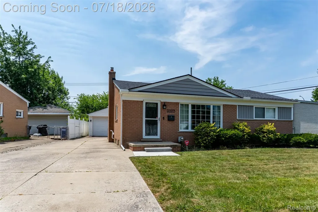 32017 Bertram Drive Westland City MI 48185