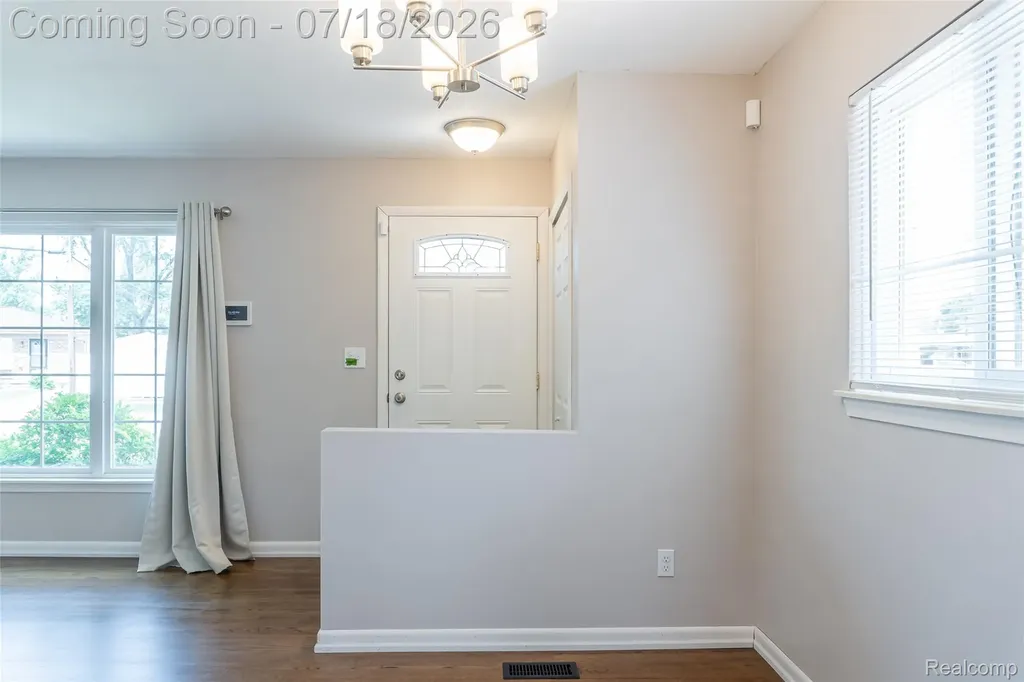 32017 Bertram Drive Westland City MI 48185
