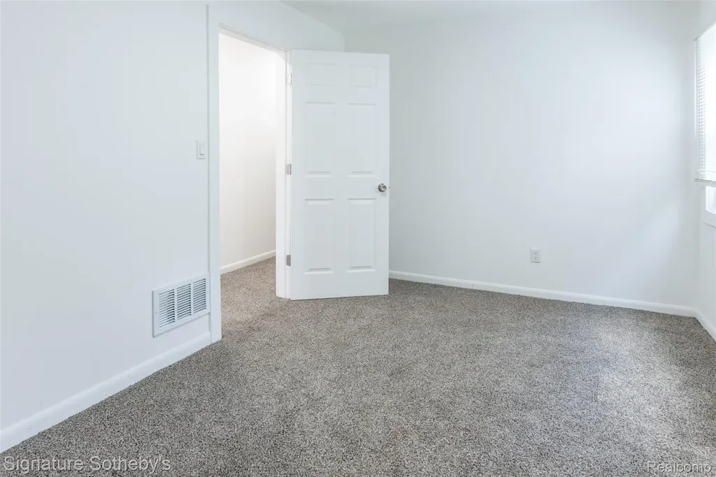 11104 Cloverlawn Street Detroit City MI 48204