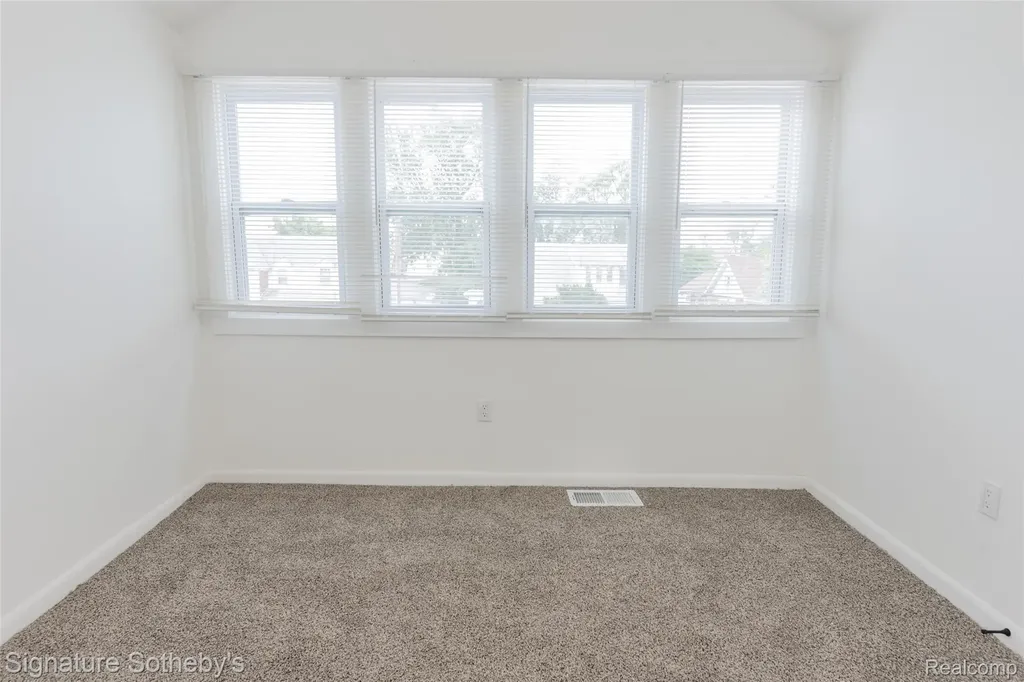11104 Cloverlawn Street Detroit City MI 48204
