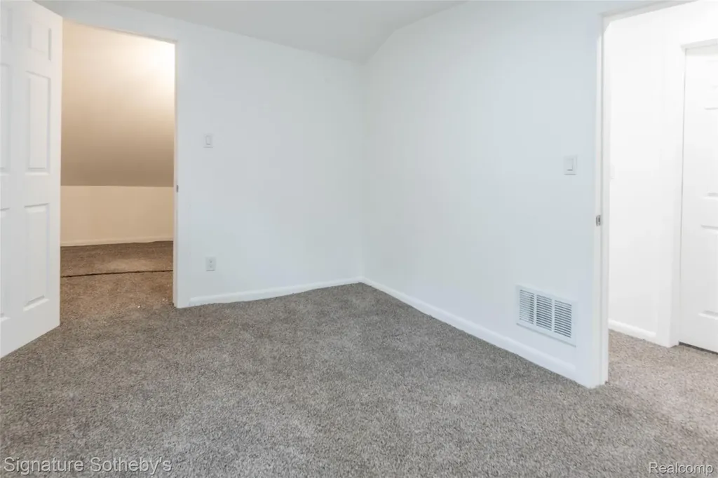11104 Cloverlawn Street Detroit City MI 48204