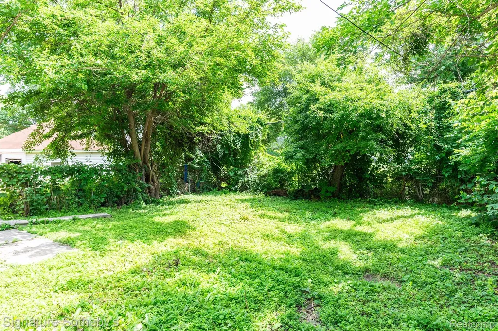 11104 Cloverlawn Street Detroit City MI 48204
