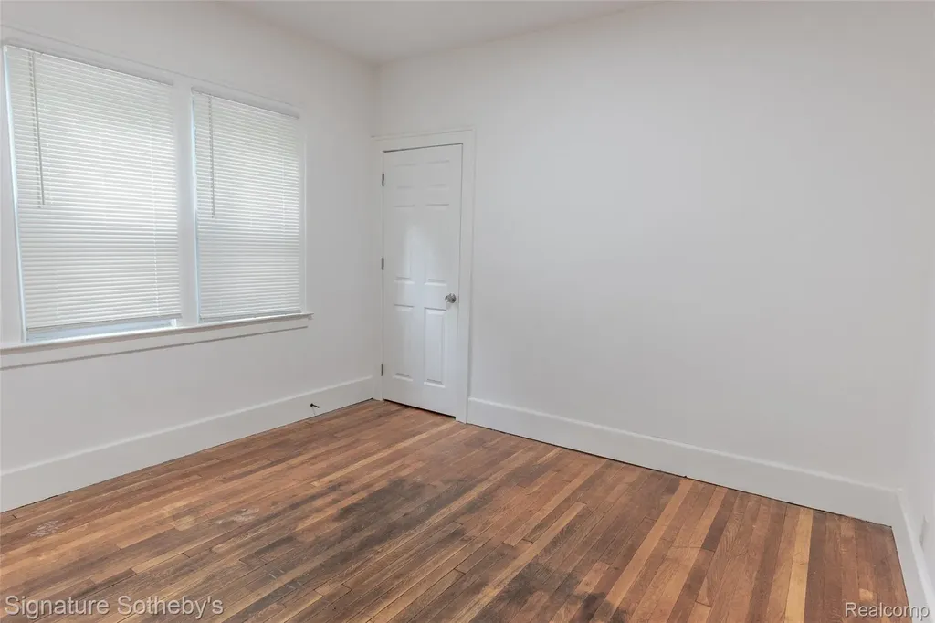 11104 Cloverlawn Street Detroit City MI 48204