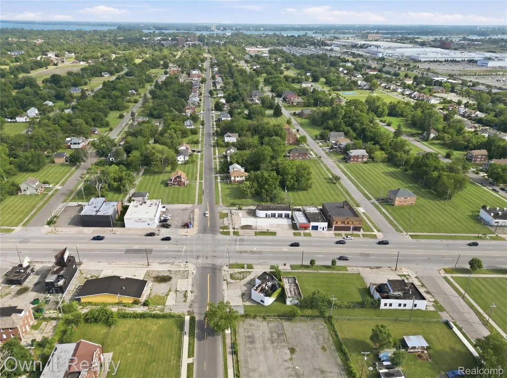 12941 Mack Avenue Detroit City MI 48215