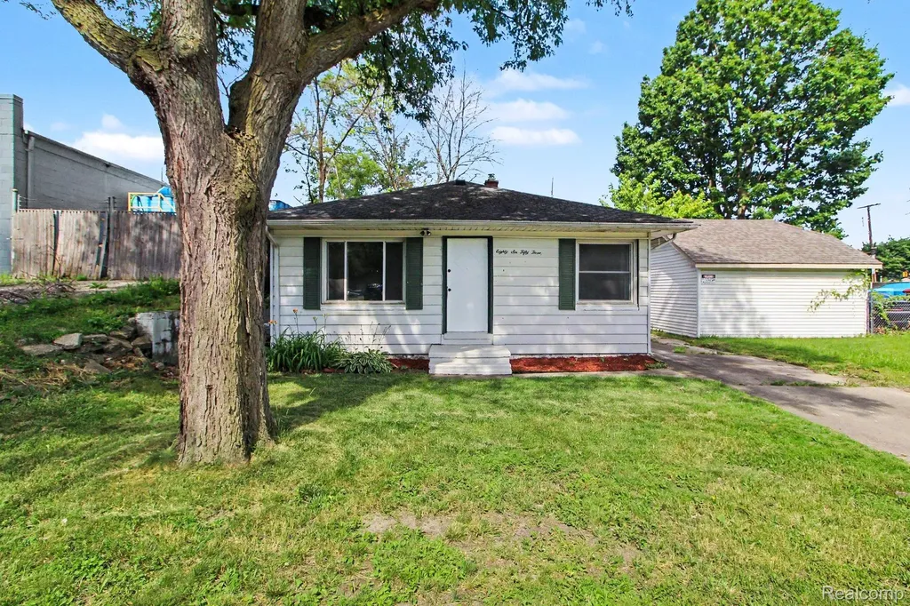 8653 Lanewood Street Westland City MI 48185