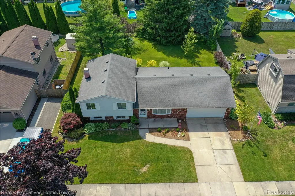 536 Central Street Marysville City MI 48040