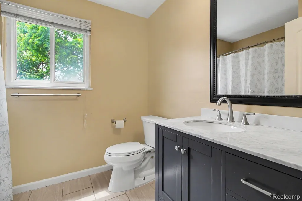 3023 Wolverine Drive Ann Arbor City MI 48108
