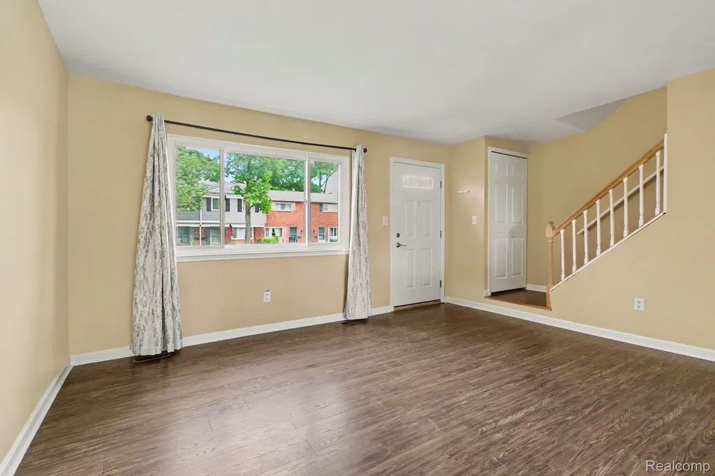 3023 Wolverine Drive Ann Arbor City MI 48108