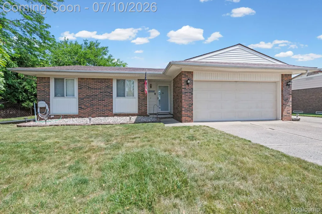 23888 Cedar Ridge Drive Brownstown Charter Township MI 48174