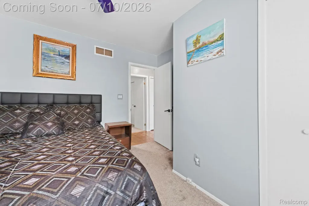 23888 Cedar Ridge Drive Brownstown Charter Township MI 48174