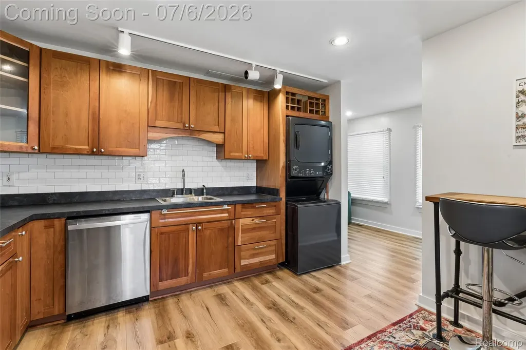 9597 Harbour Cove Court Ypsilanti Charter Township MI 48197