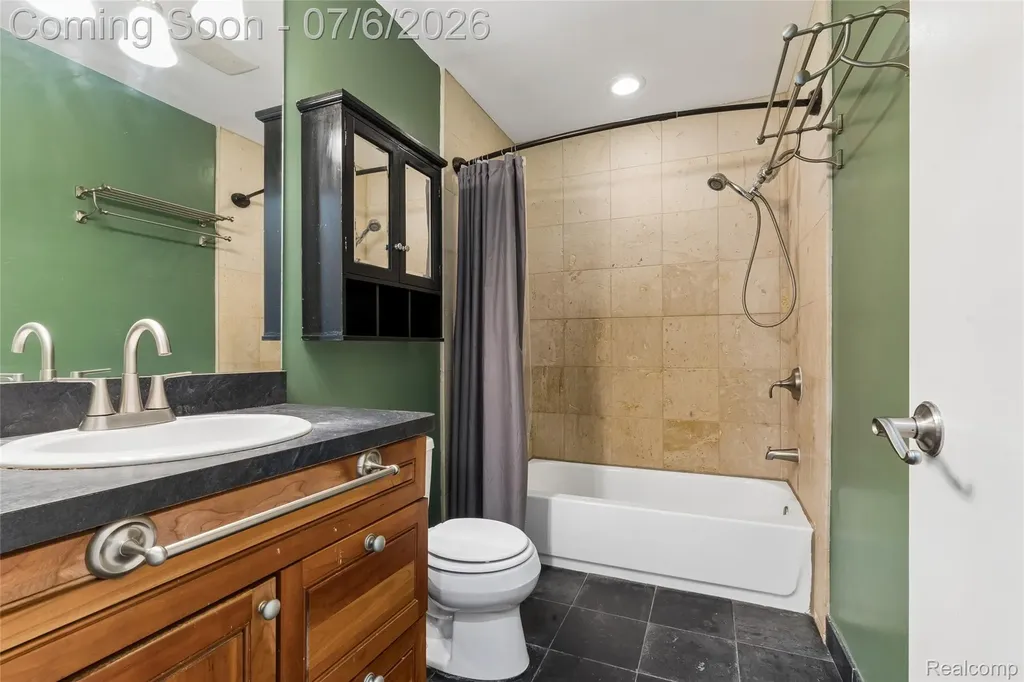 9597 Harbour Cove Court Ypsilanti Charter Township MI 48197