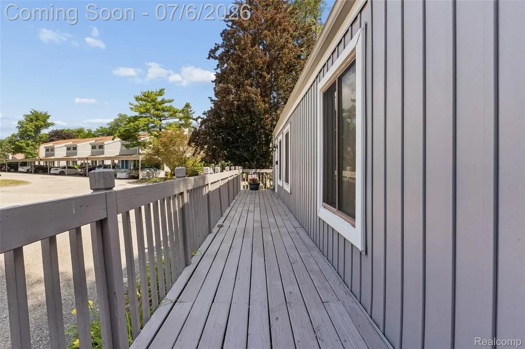 9597 Harbour Cove Court Ypsilanti Charter Township MI 48197