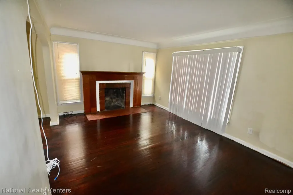 8267 Carlin Street Detroit City MI 48228