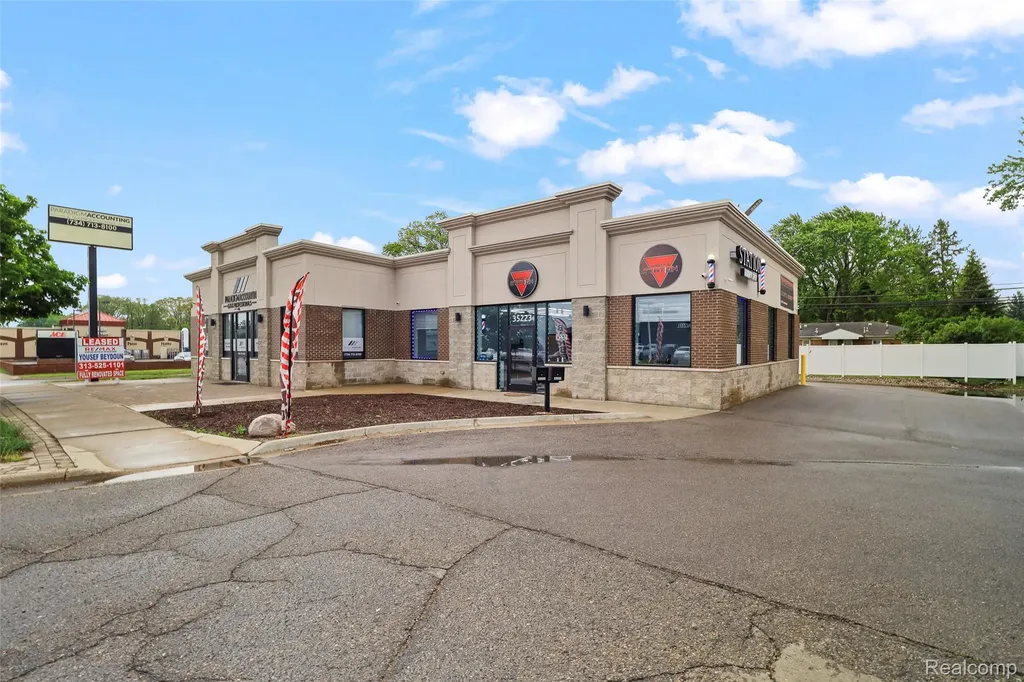 35223 Ford Road Detroit City MI 48185