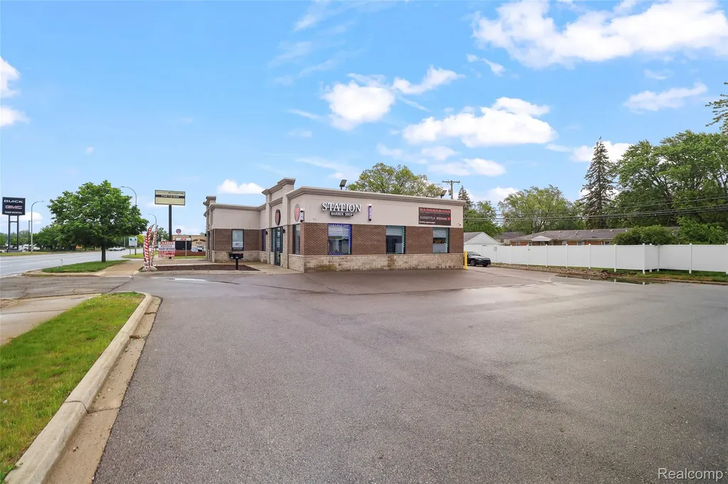35223 Ford Road Detroit City MI 48185