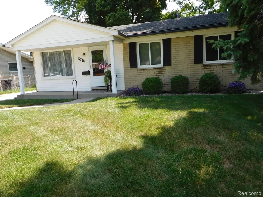 39116 Lea Court Sterling Heights City MI 48313