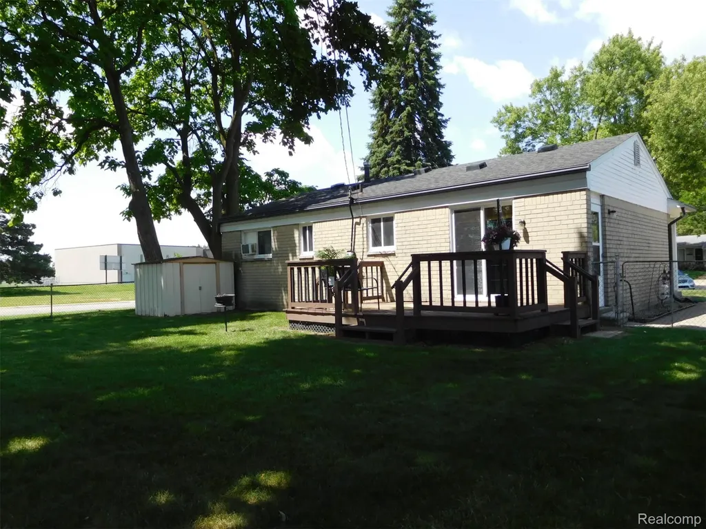 39116 Lea Court Sterling Heights City MI 48313