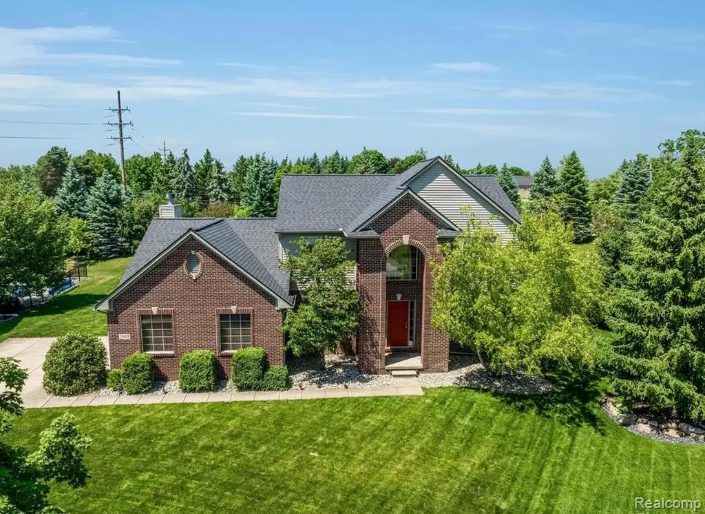 25932 Cobblers Lane Lyon Charter Township MI 48178