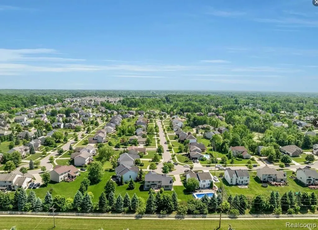 25932 Cobblers Lane Lyon Charter Township MI 48178