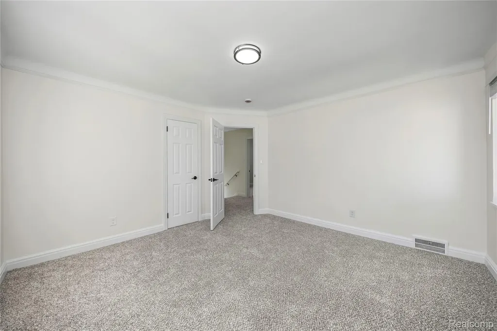 16549 Washburn Street Detroit City MI 48221