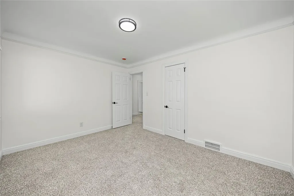 16549 Washburn Street Detroit City MI 48221