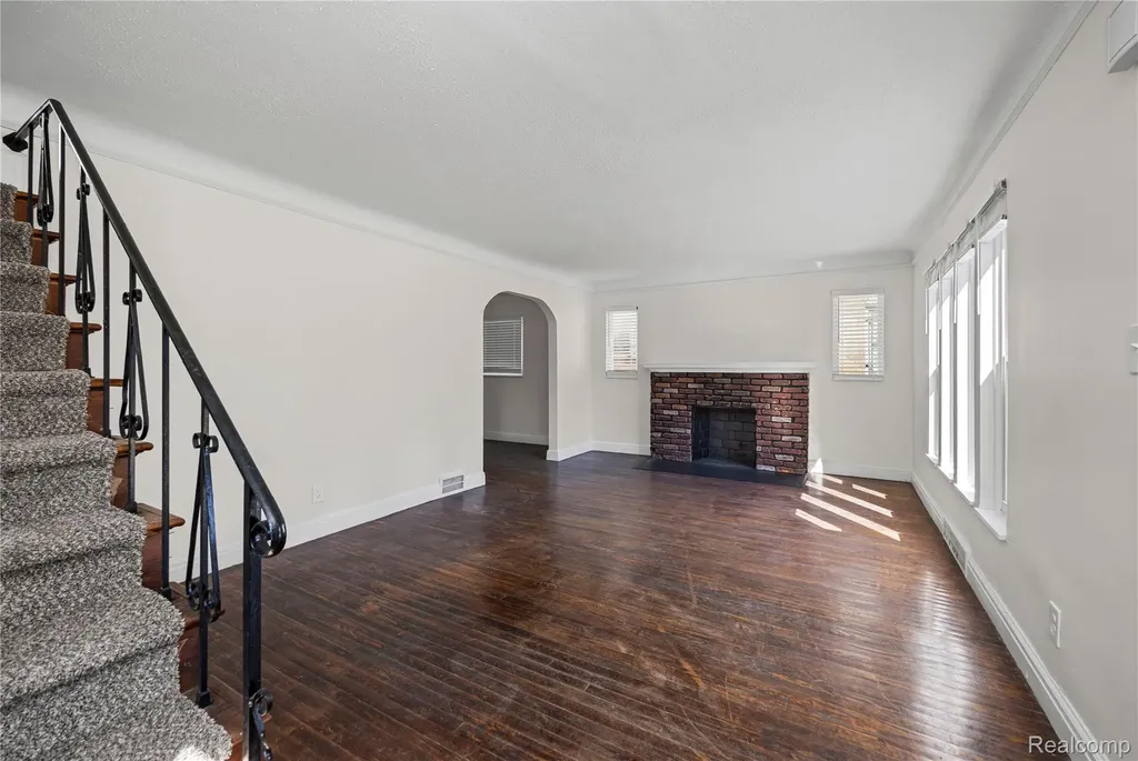 16549 Washburn Street Detroit City MI 48221