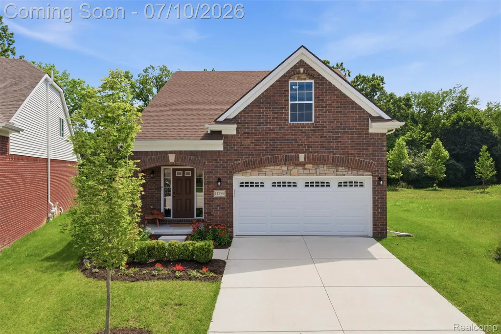11789 Hines Place Drive Livonia City MI 48150